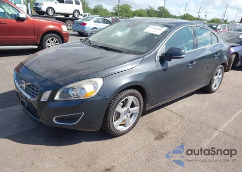 2012 Volvo S60 T5 из США, поврежденный, VIN YV1622FS1C2106128